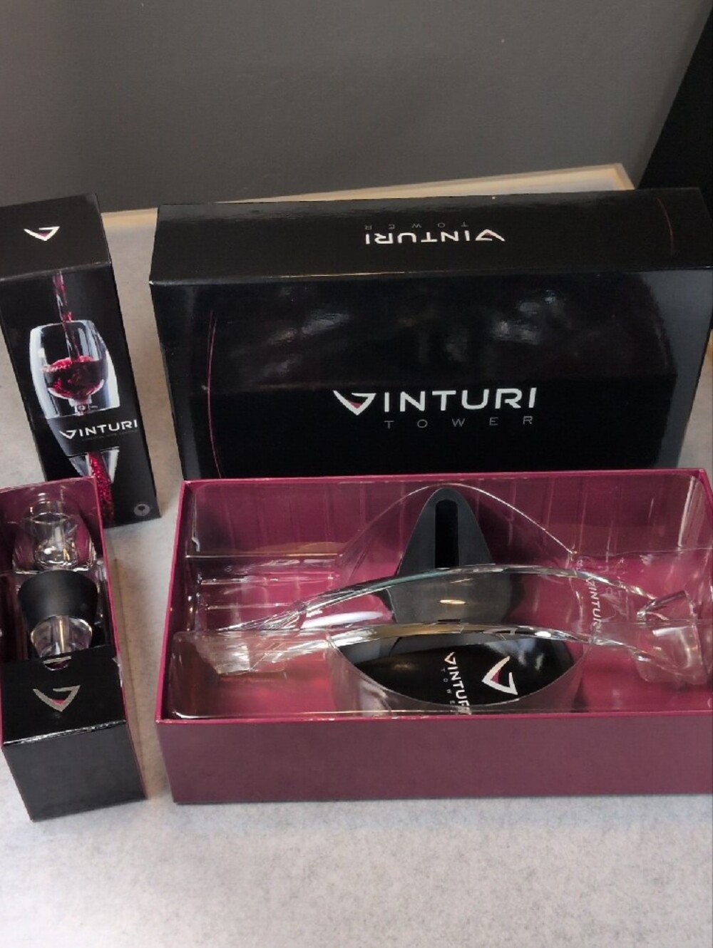 Vinturi Tower & Wine Aerator Set NEW